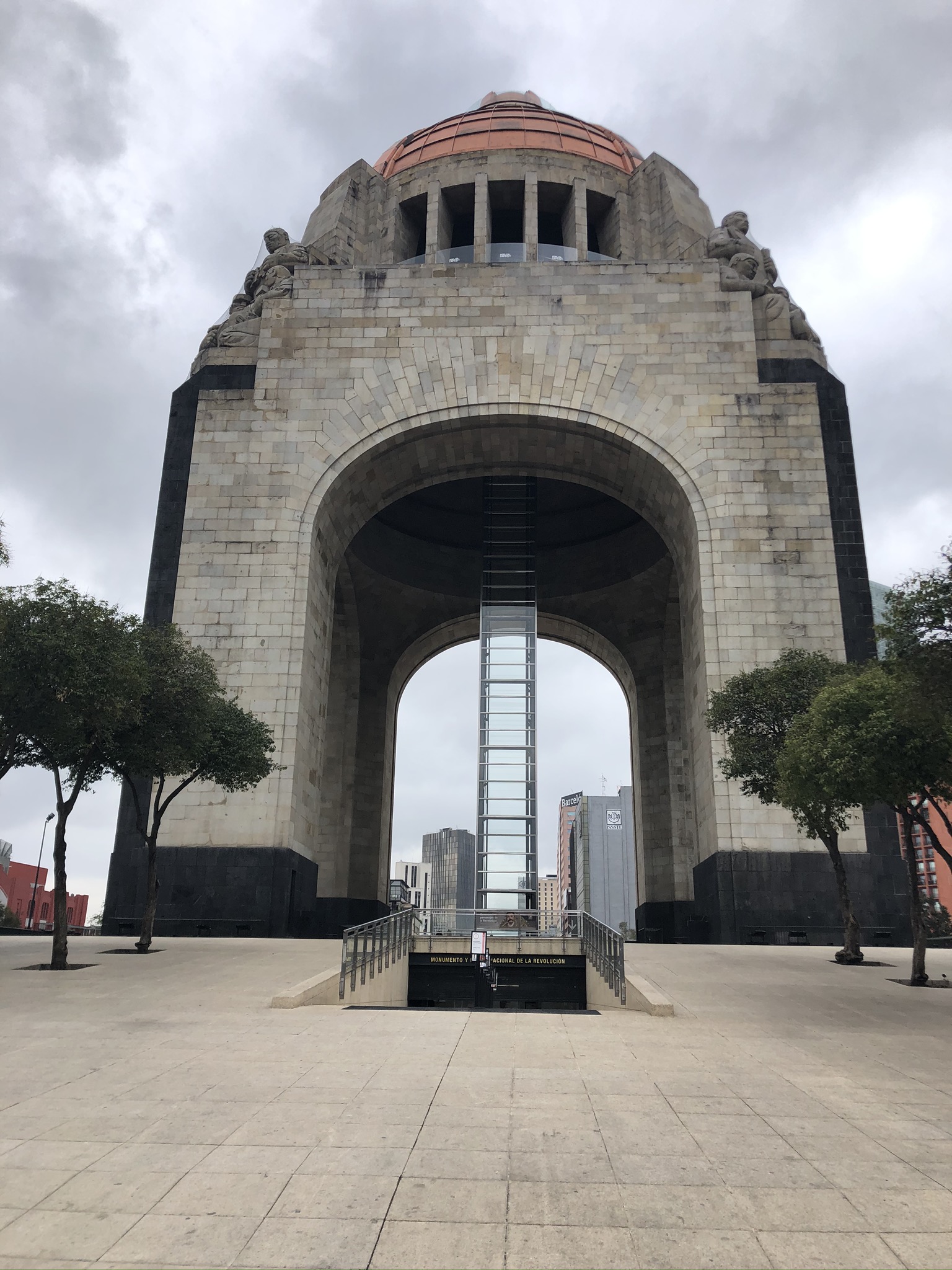 CDMX monument